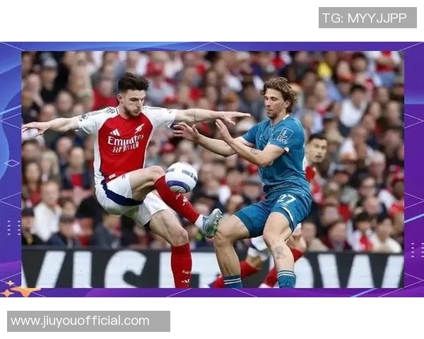 德甲激战：那不勒斯与拜仁战成平局精彩瞬间回顾十大进球解析