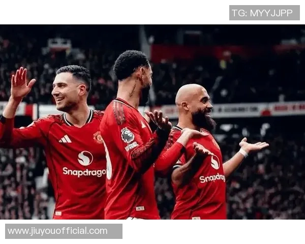 欧冠经典对决皇马逆转曼联全场沸腾转会传闻再起波澜 欧冠经典对决皇马逆转曼联全场沸腾转会传闻再起波澜