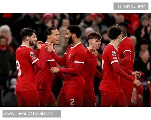 足总杯精彩对决：利物浦大胜阿森纳红牌事件引发全场热议