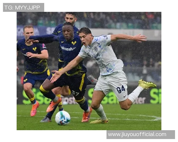 莱比锡大胜国米三球乌龙球成比赛转折点引发热议 莱比锡大胜国米三球乌龙球成比赛转折点引发热议