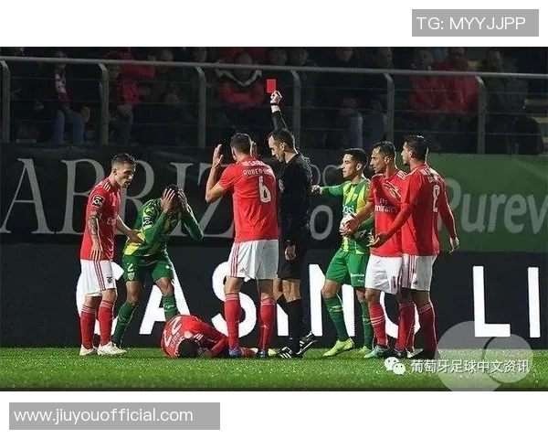 足总杯精彩对决本菲卡凭乌龙球险胜那不勒斯战术解析与赛后反思 足总杯精彩对决本菲卡凭乌龙球险胜那不勒斯战术解析与赛后反思