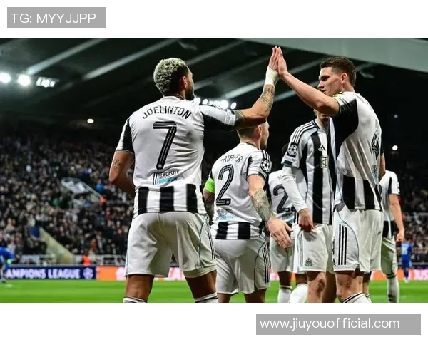 德甲激战：里昂大胜曼城6比2全场沸腾瞬间回顾